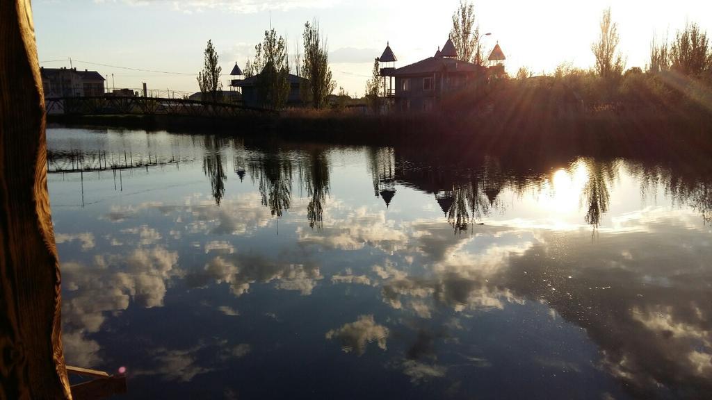Villa Sosnovy Bor Затока Экстерьер фото